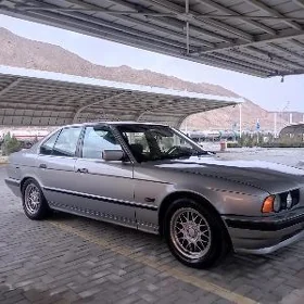 BMW 535 1989
