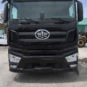 FAW J7 2022