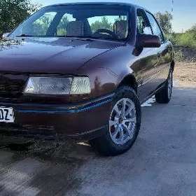 Opel Vectra 1990