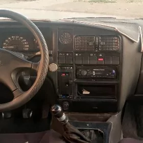 Opel Omega 1990