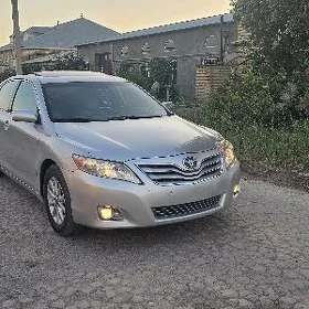 Toyota Camry 2010