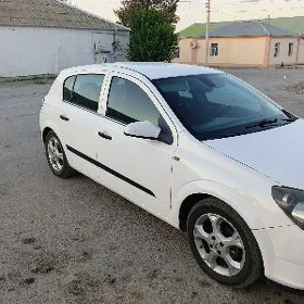 Opel Astra 2004