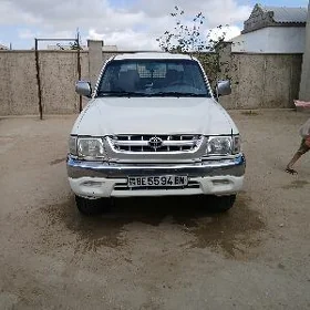 Toyota Hilux 2002