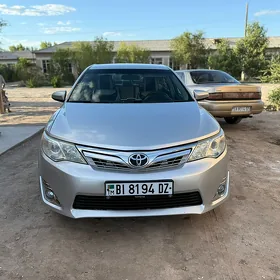 Toyota Camry 2012