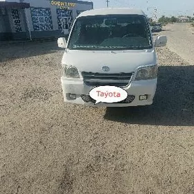 Toyota Hiace 2008