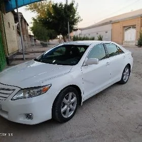 Toyota Camry 2010