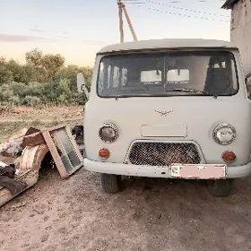 UAZ Profi 1999