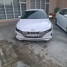 Hyundai Elantra 2021