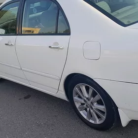 Toyota Corolla 2004