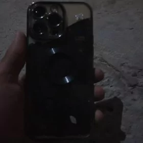 Iphone 14 padellka