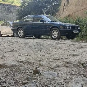 BMW 525 1992