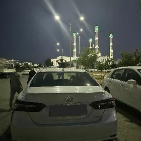 Toyota Camry 2022