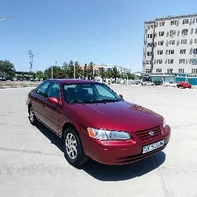 Toyota Camry 1999