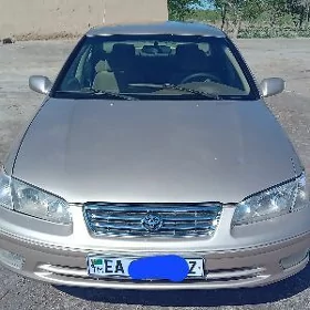 Toyota Camry 1998