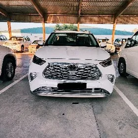 Toyota Highlander 2022