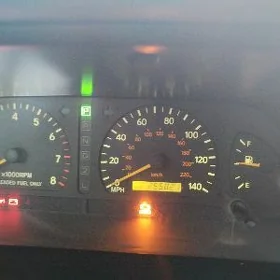 Toyota Avalon 1998