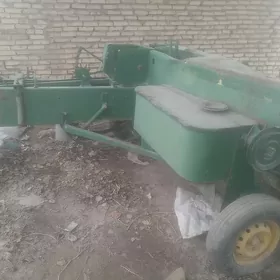 MTZ 80 2010