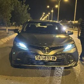 Toyota Camry 2018