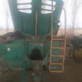 MTZ 80 2010