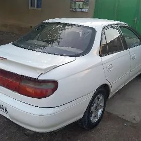 Toyota Carina 1995