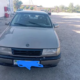 Opel Vectra 1989