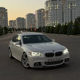 BMW F10 2011