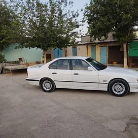 BMW 525 1989
