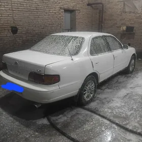 Toyota Camry 1993