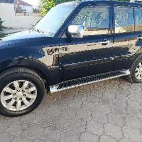 Mitsubishi Pajero 2009