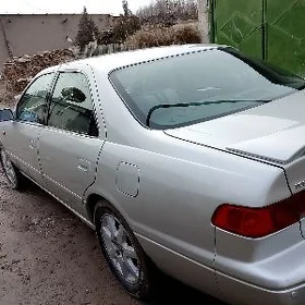 Toyota Camry 2000