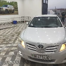 Toyota Camry 2010