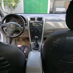 Toyota Corolla 2011