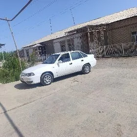 Daewoo Nexia 2010