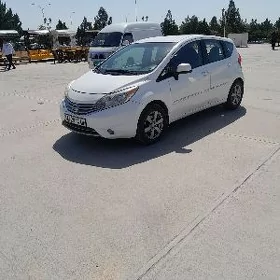 Nissan Versa Note 2014