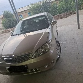 Toyota Camry 2005