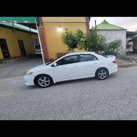 Toyota Corolla 2012