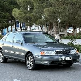 Toyota Avalon 1999
