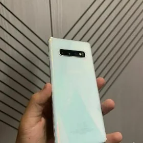 SAMSUNG S10 8/128