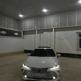 Toyota Avalon 2019