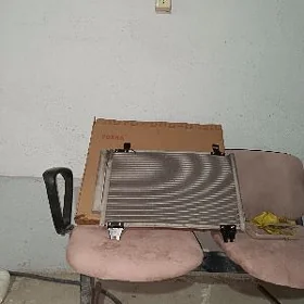 kandsaner radiator yaris 2010