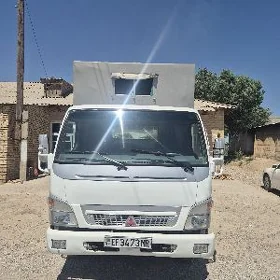 Mitsubishi Canter 2005