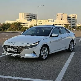 Hyundai Elantra 2021