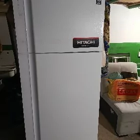 HITACHI Holodilnik