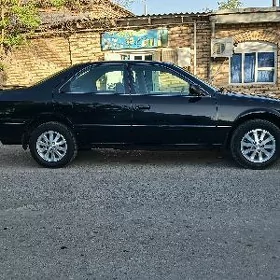 Toyota Camry 1999