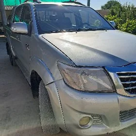 Toyota Hilux 2013