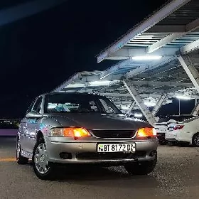 Opel Vectra 2000