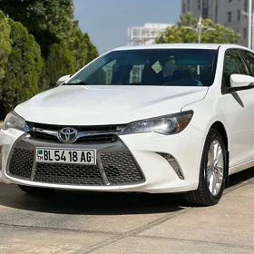 Toyota Camry 2016