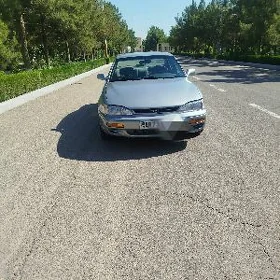 Toyota Camry 1996