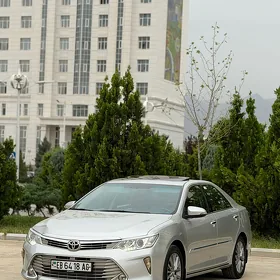 Toyota Camry 2015
