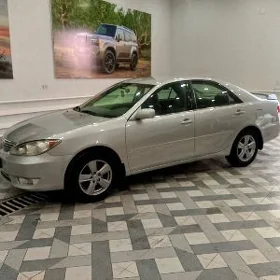 Toyota Camry 2003